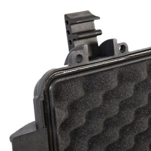 Alternative view of Explorer Cases RED Line 13513 Geweer Koffer met Plukschuim