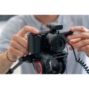 Alternative view of Sony DSC-ZV E10 Vlogcamera + SEL 16-50mm